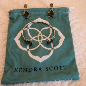 Kendra Scott earring and matching bracelet set